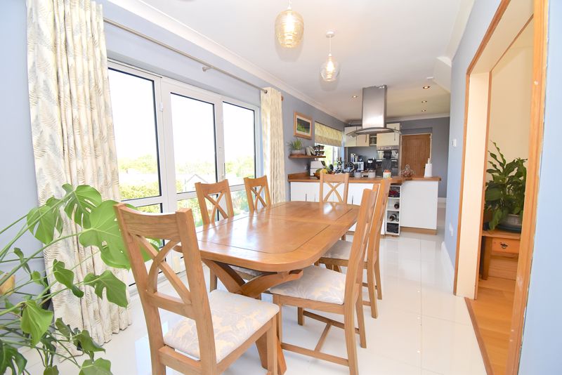 Kitchen/Dining Room- click for photo gallery